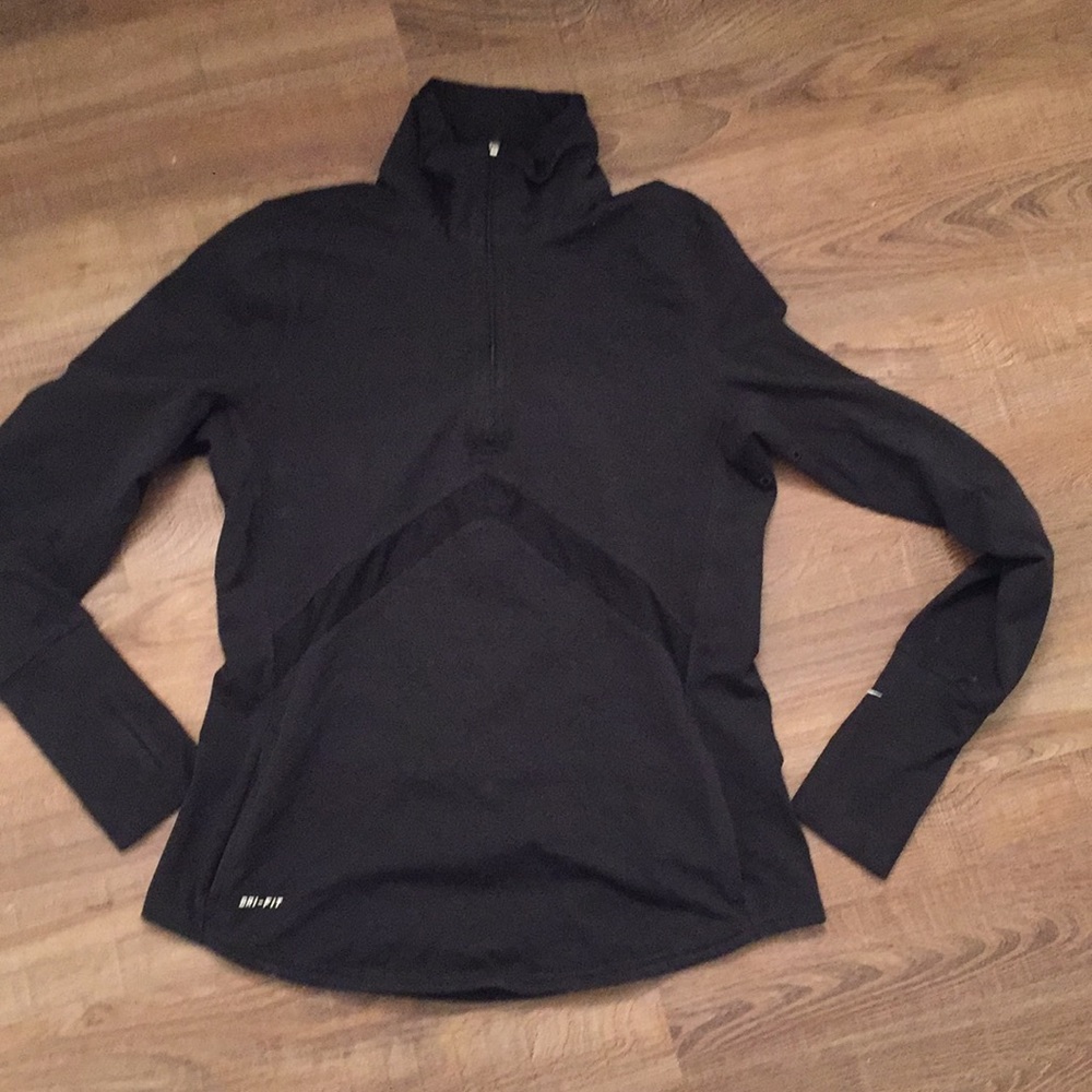 Long sleeve Nike dri-fit half zip black shirt